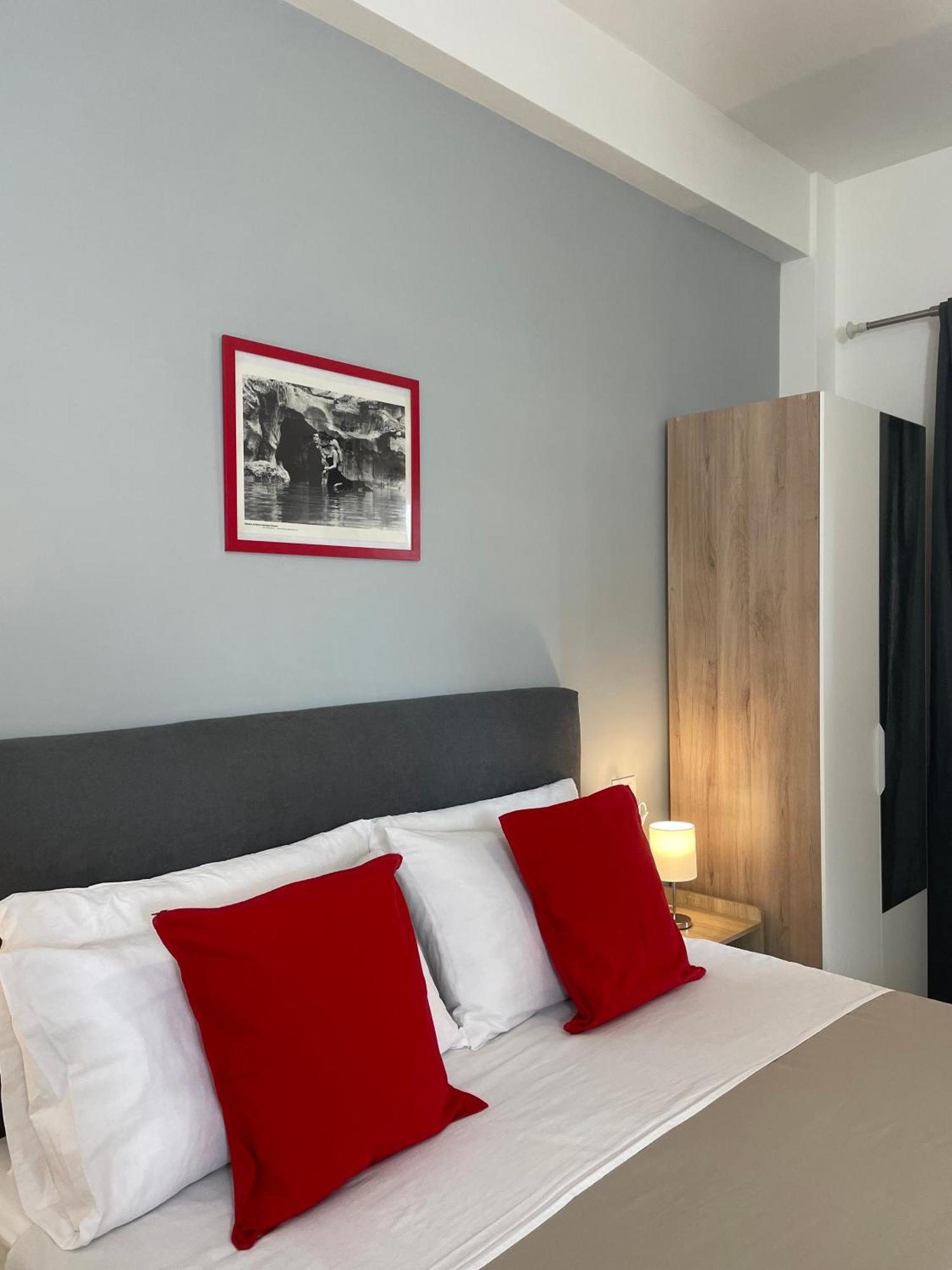 Trastevere Station Sweet Rest Рим Екстериор снимка