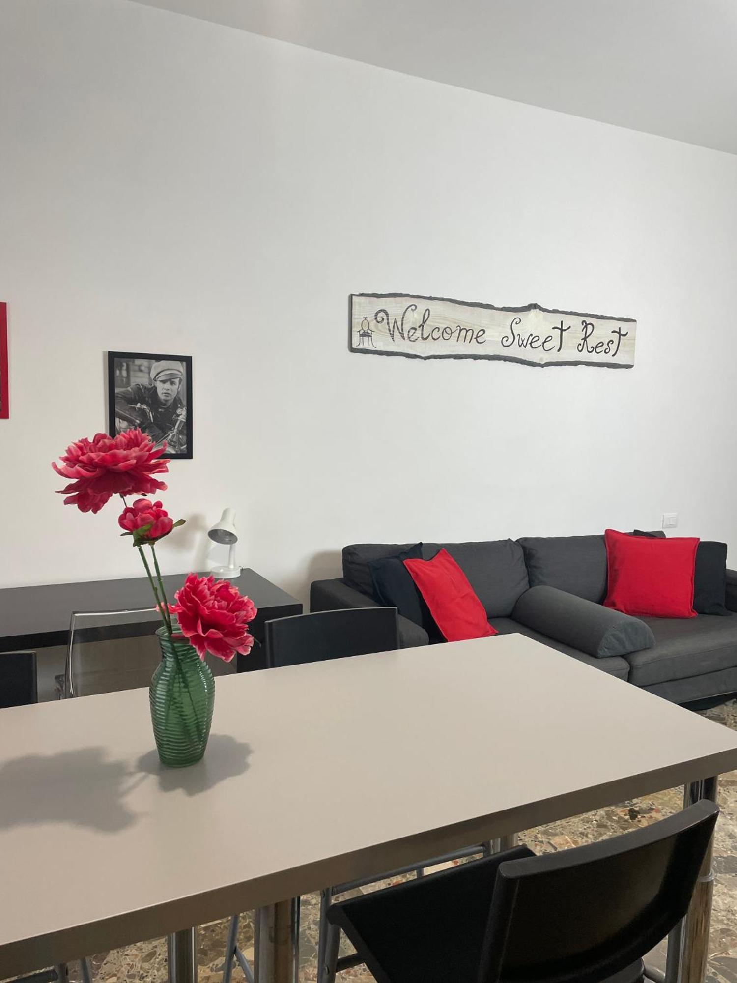 Trastevere Station Sweet Rest Рим Екстериор снимка